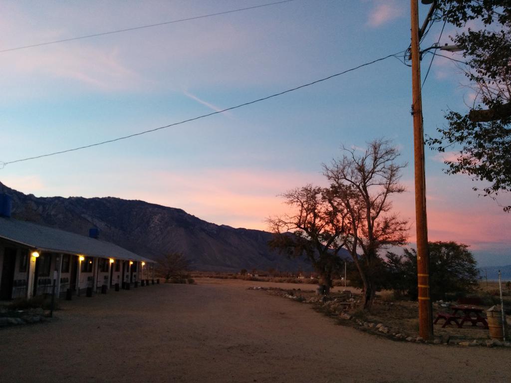 Rustic Oasis Motel โอลานชา ภายนอก รูปภาพ