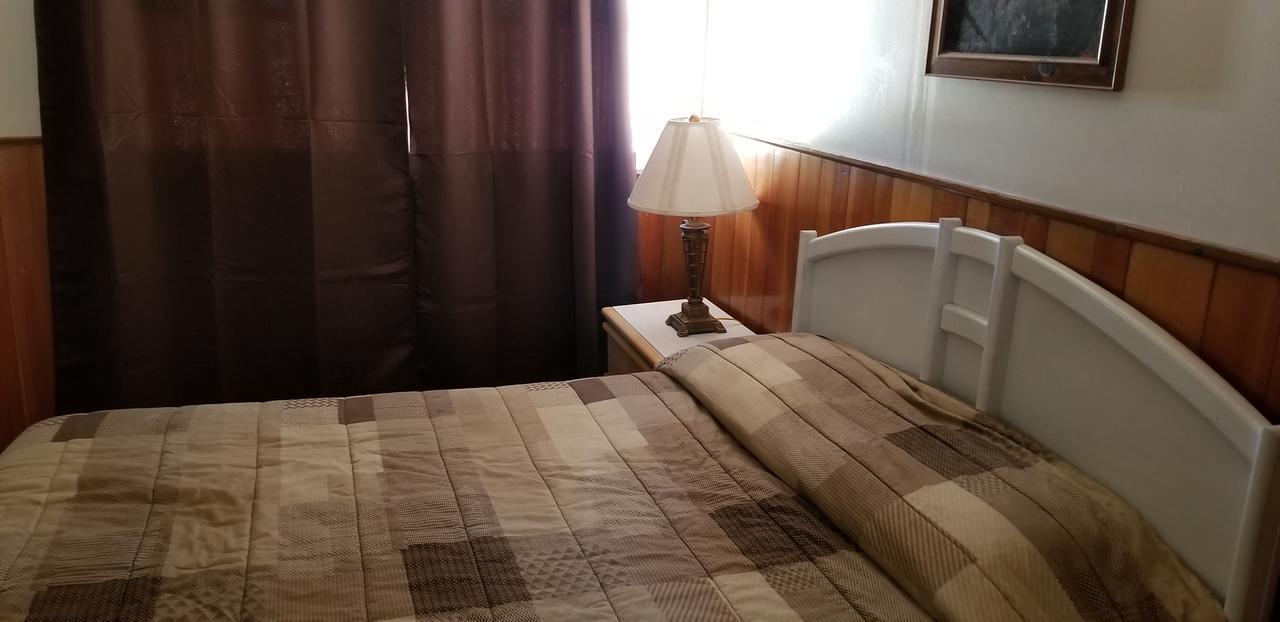 Rustic Oasis Motel โอลานชา ภายนอก รูปภาพ